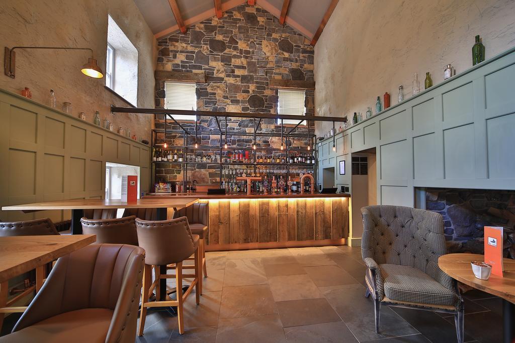 Tal Y Cafn Free House Tal-y-Cafn Exterior photo