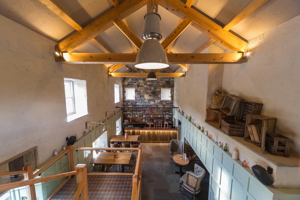 Tal Y Cafn Free House Tal-y-Cafn Exterior photo